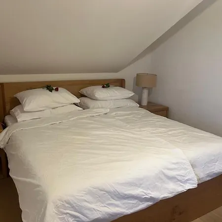 Natur- Und Weinresort Lipej By Interhome